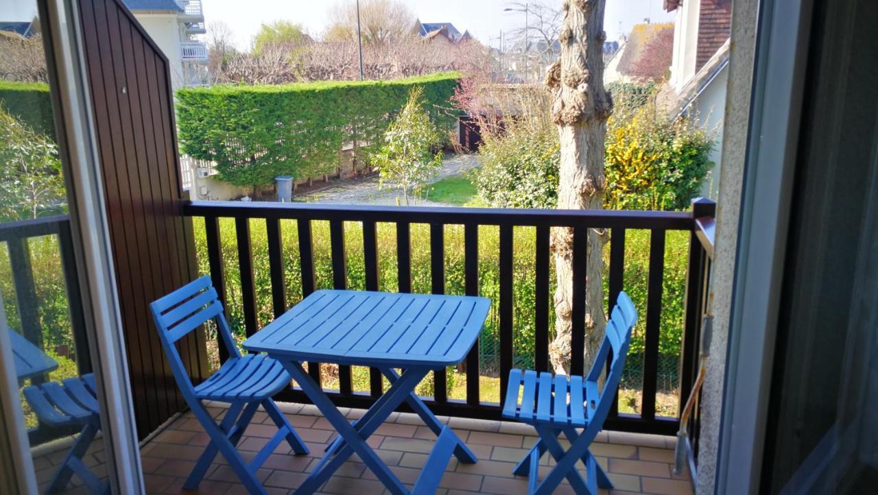 Charmant 2 Pieces A 5 Mn A Pied De La Mer Cabourg Luaran gambar